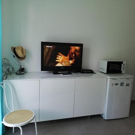Nice View Jolie Studio Avec Jardin Εξωτερικό φωτογραφία