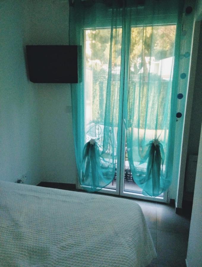 Nice View Jolie Studio Avec Jardin Εξωτερικό φωτογραφία