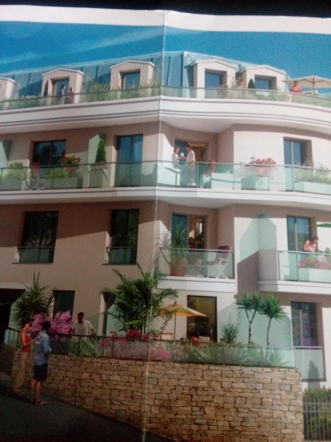 Nice View Jolie Studio Avec Jardin Εξωτερικό φωτογραφία